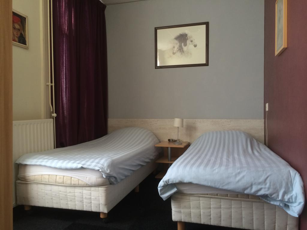 Hotel De Blauwe Vogel Bergen op Zoom Phòng bức ảnh